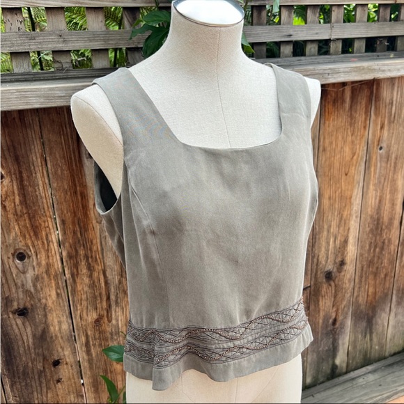 Silk Crop Top - Picture 2 of 5